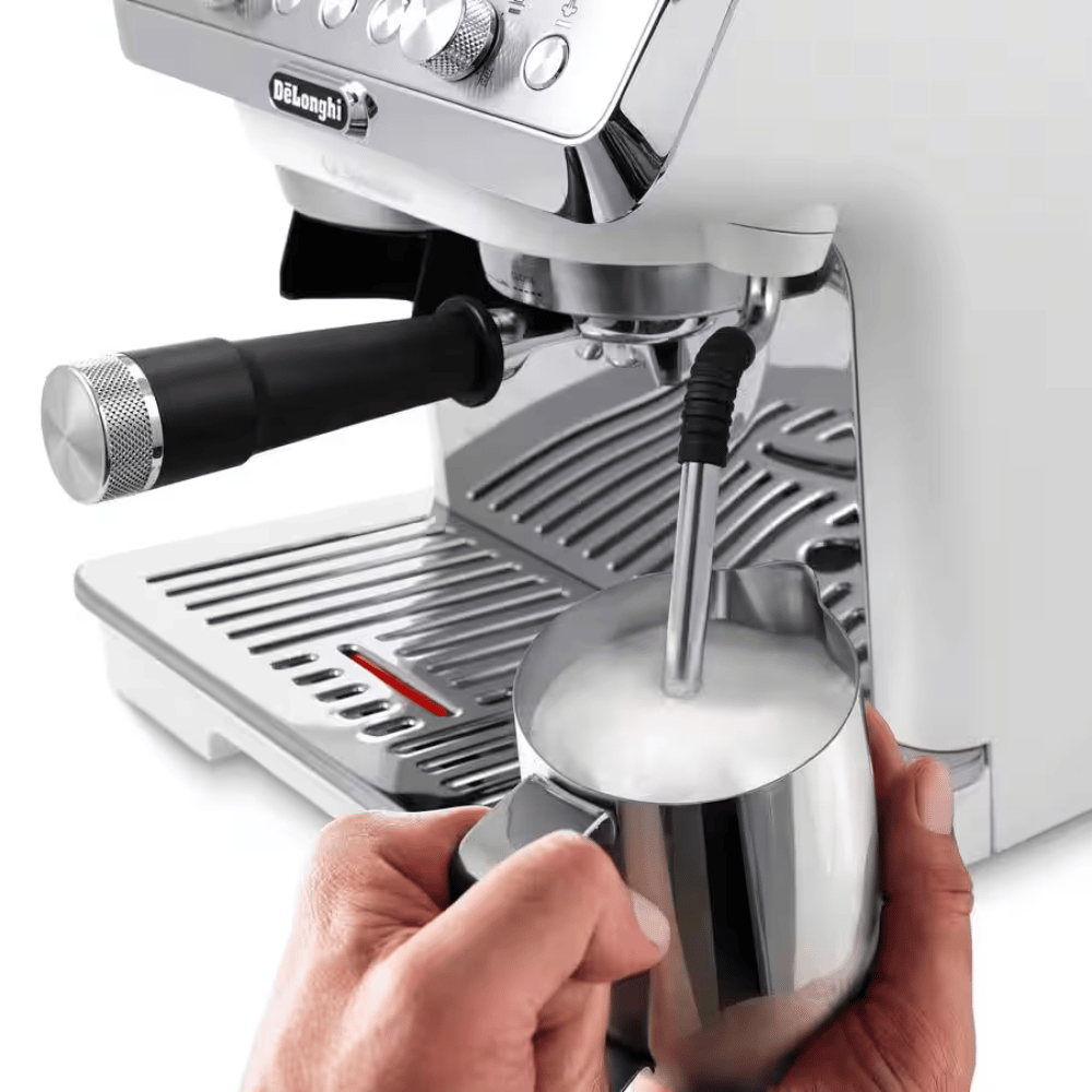 
                  
                    Der Kunstspezialist De'Longhi automatische Kaffeemaschine
                  
                